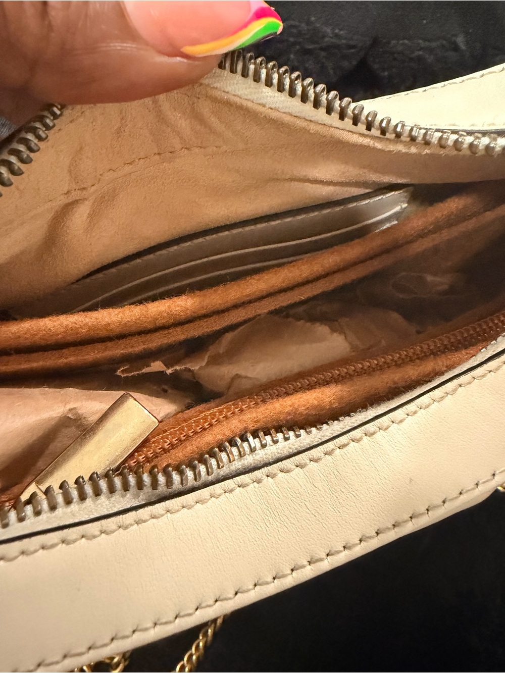 Gucci White GG Marmont Crescent Mini Bag with Gold Chain - Picture 3 of 4